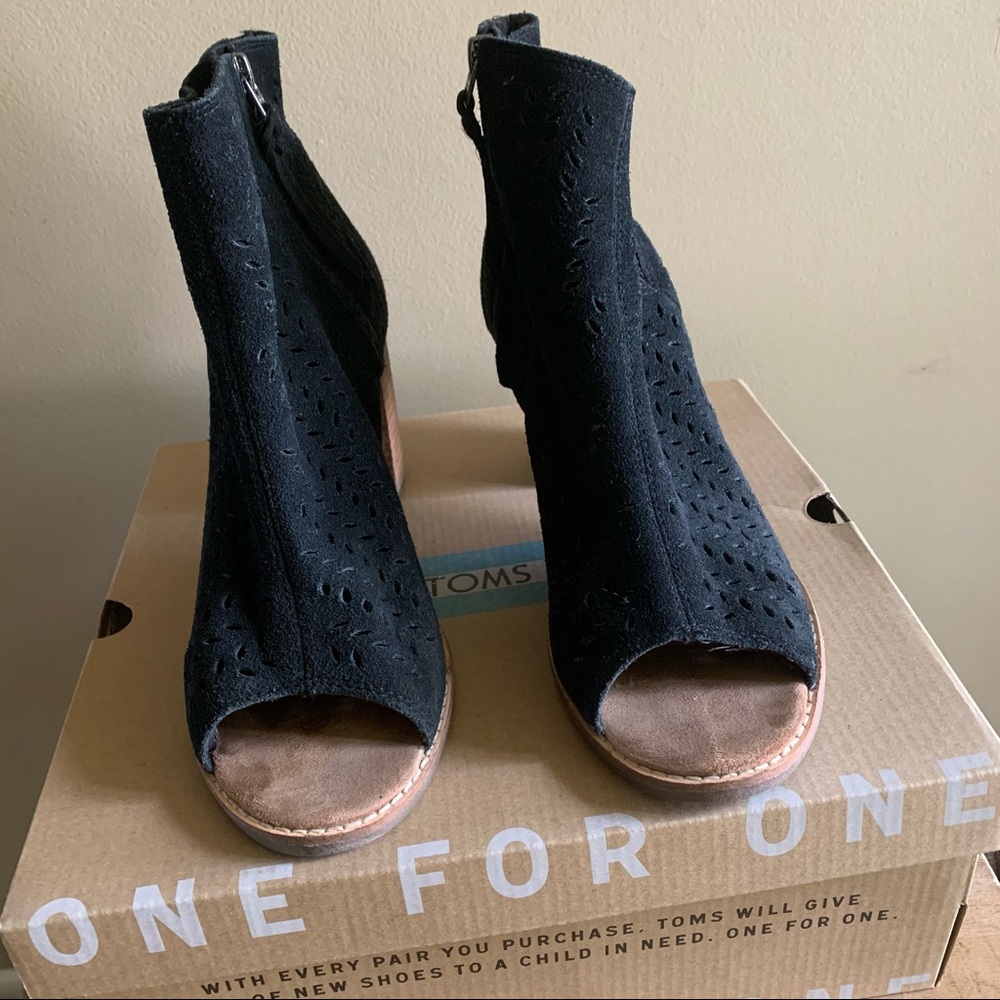 Open toe, chunky heel from TOMS.